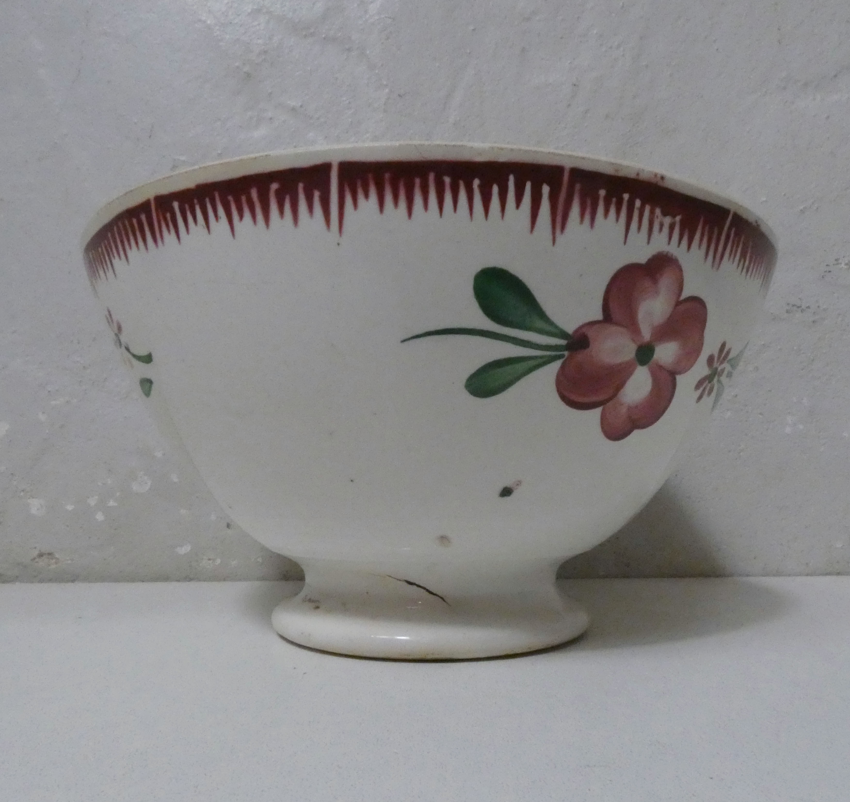 Old bowl digoin domino