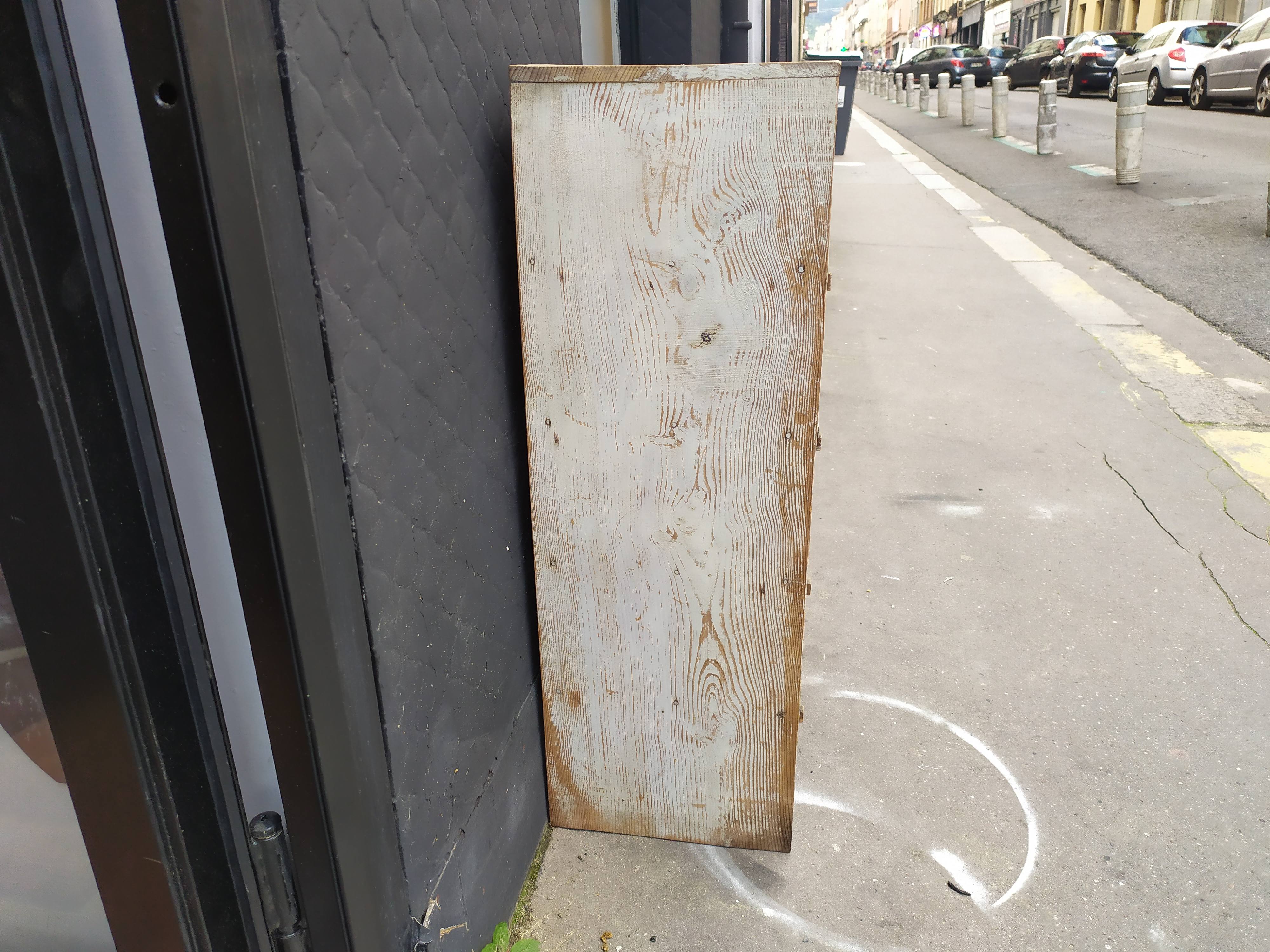 Wood-burning storage unit with an industrial locker