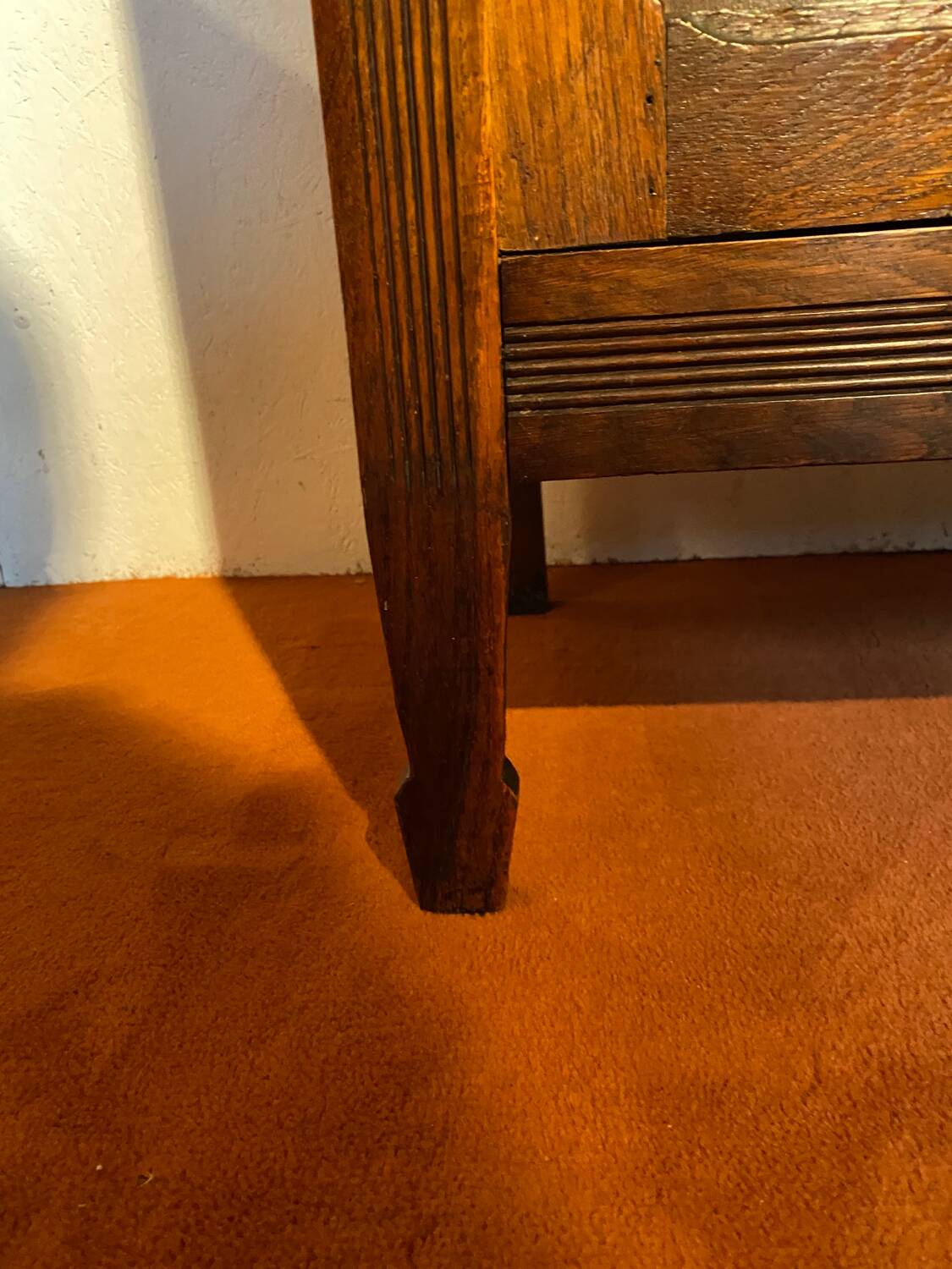 Small Parisian wardrobe