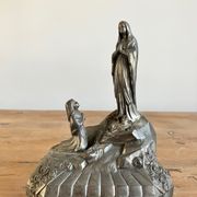 Souvenir de Lourdes en régule