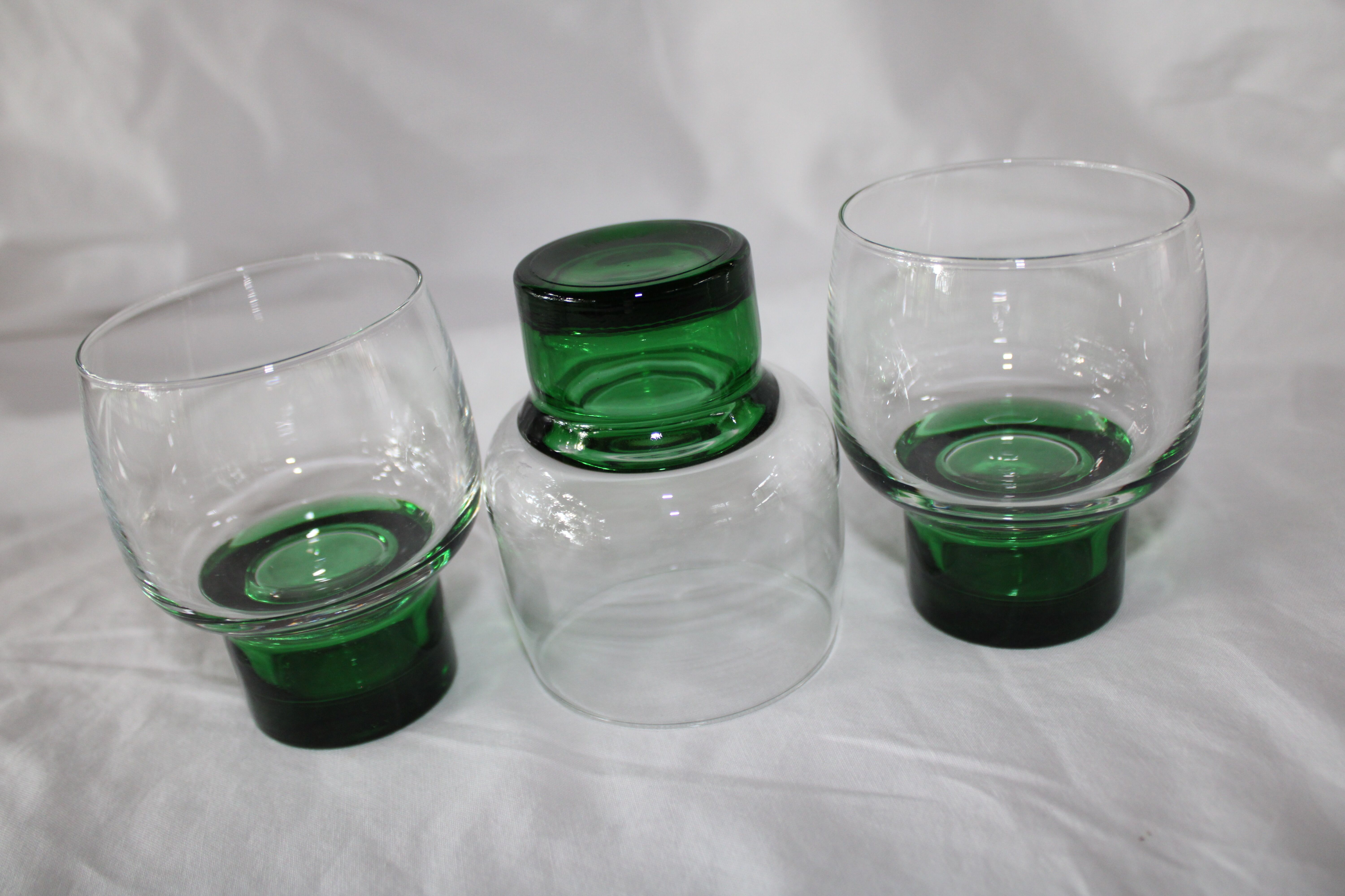 3 Luminarc Vintage wine glasses