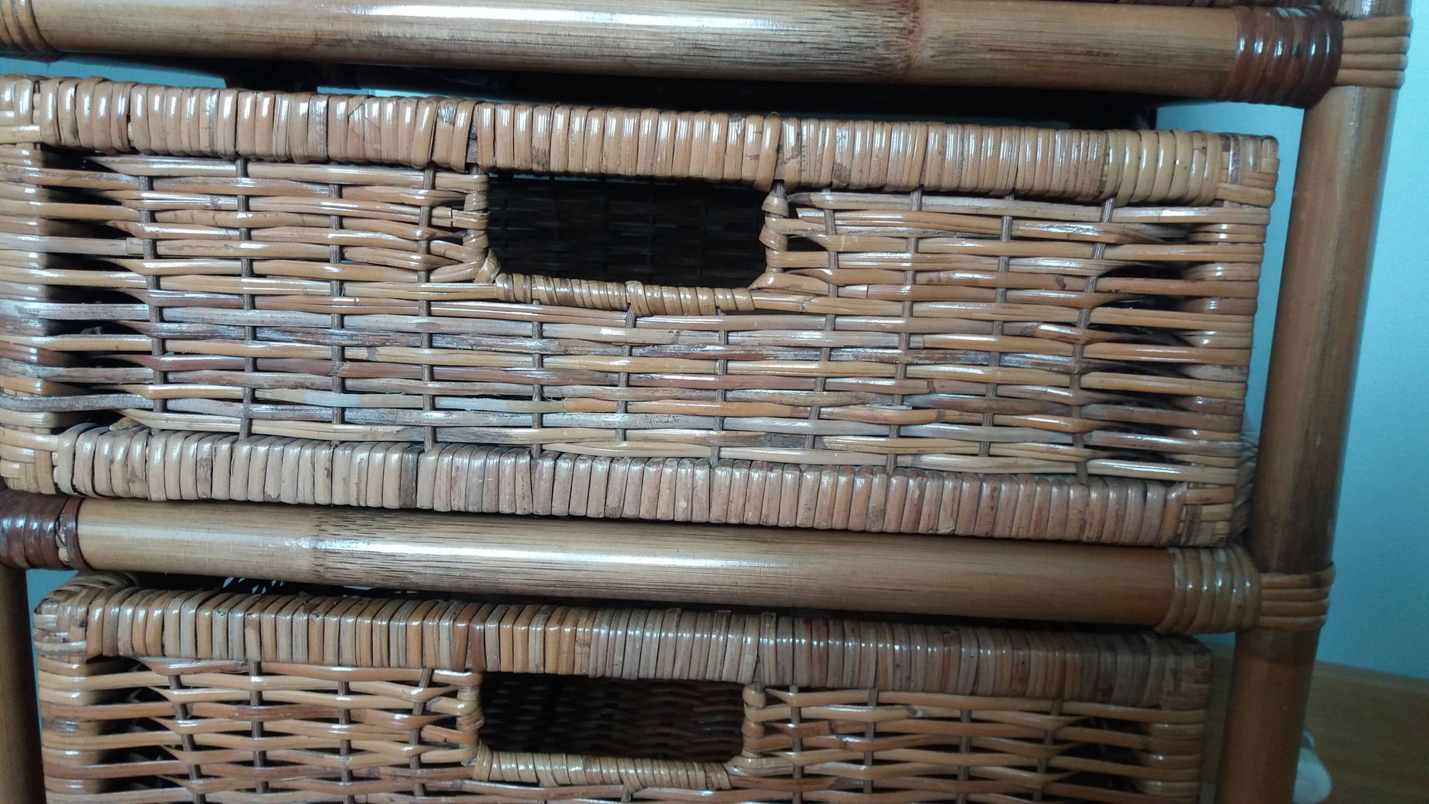Rattan and wicker chest of drawers