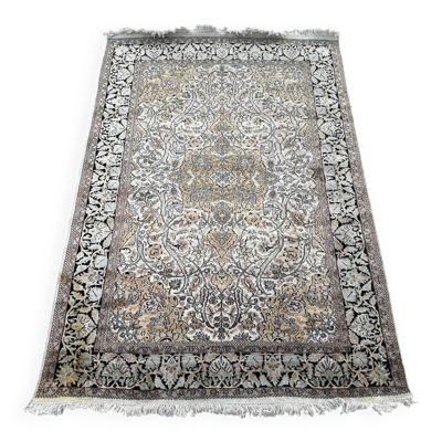 Tapis persan en pure soie