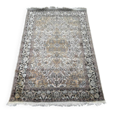 Persian rug in pure silk