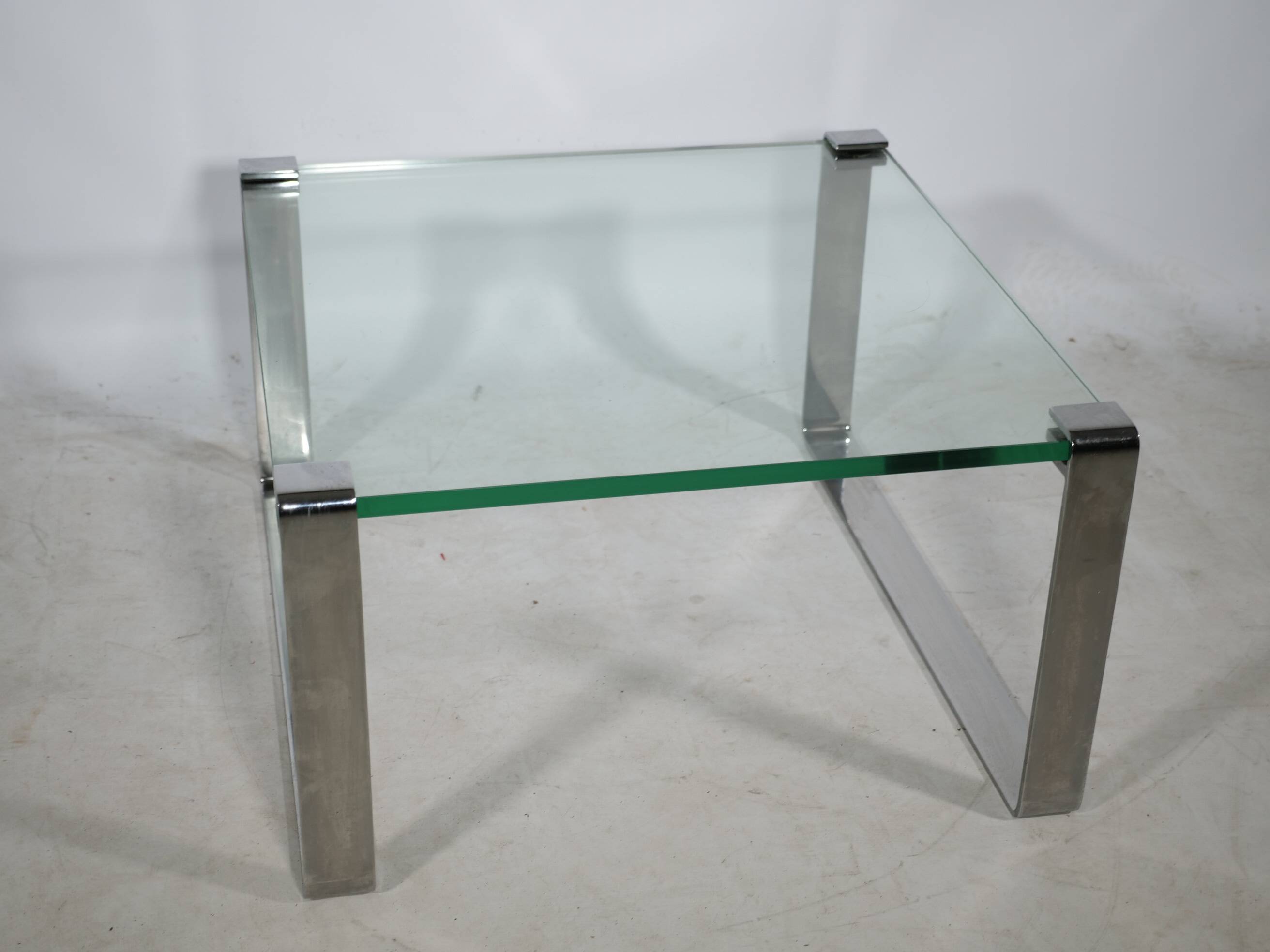 Table basse étroite en verre chromé Draenert 1022 années 1970