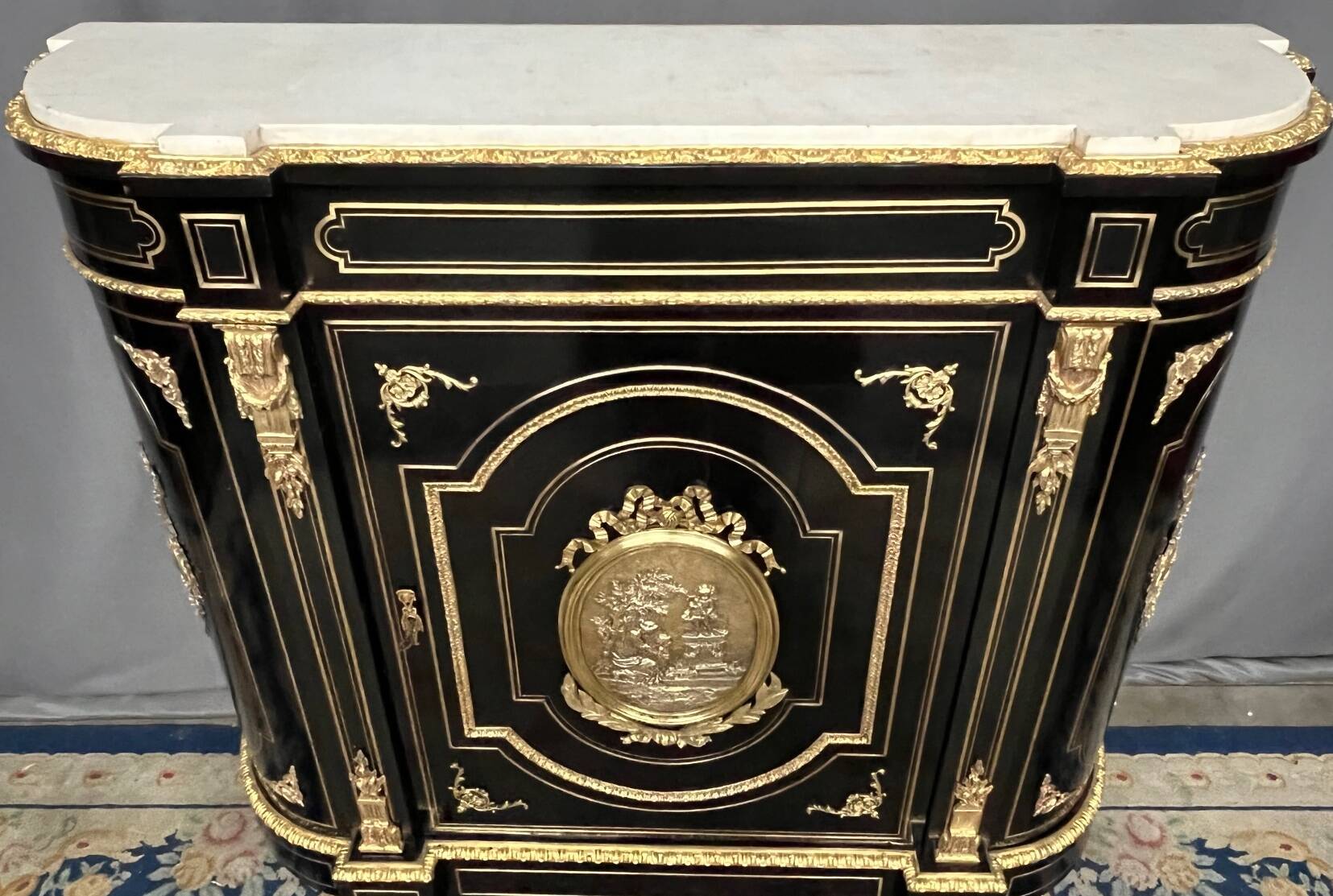 Meuble d'Appui d'époque Napoleon III.