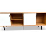 Florence Knoll sideboard for Knoll with 4 sliding doors