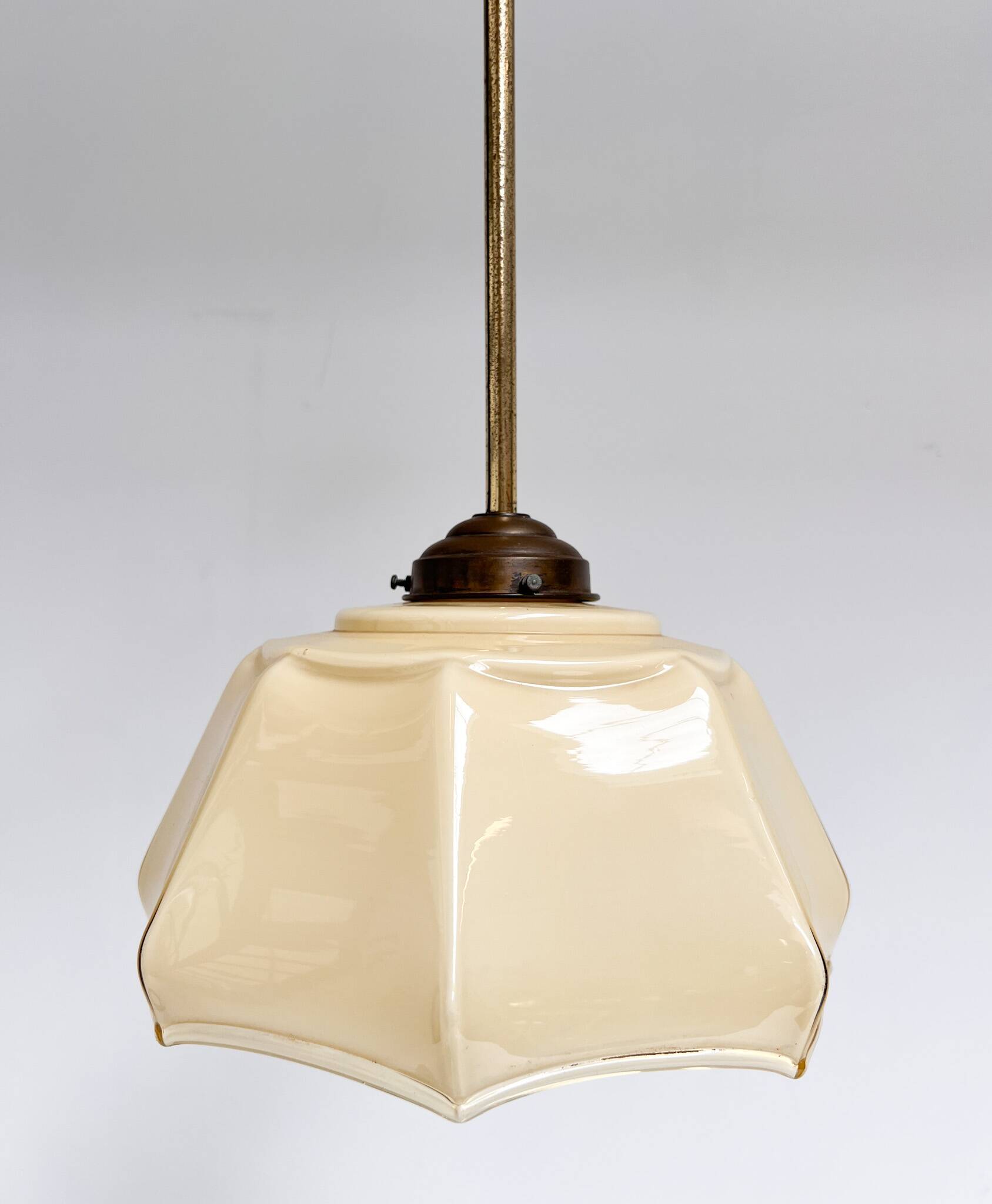 Curved glass Art Deco ceiling lamp, 1930s