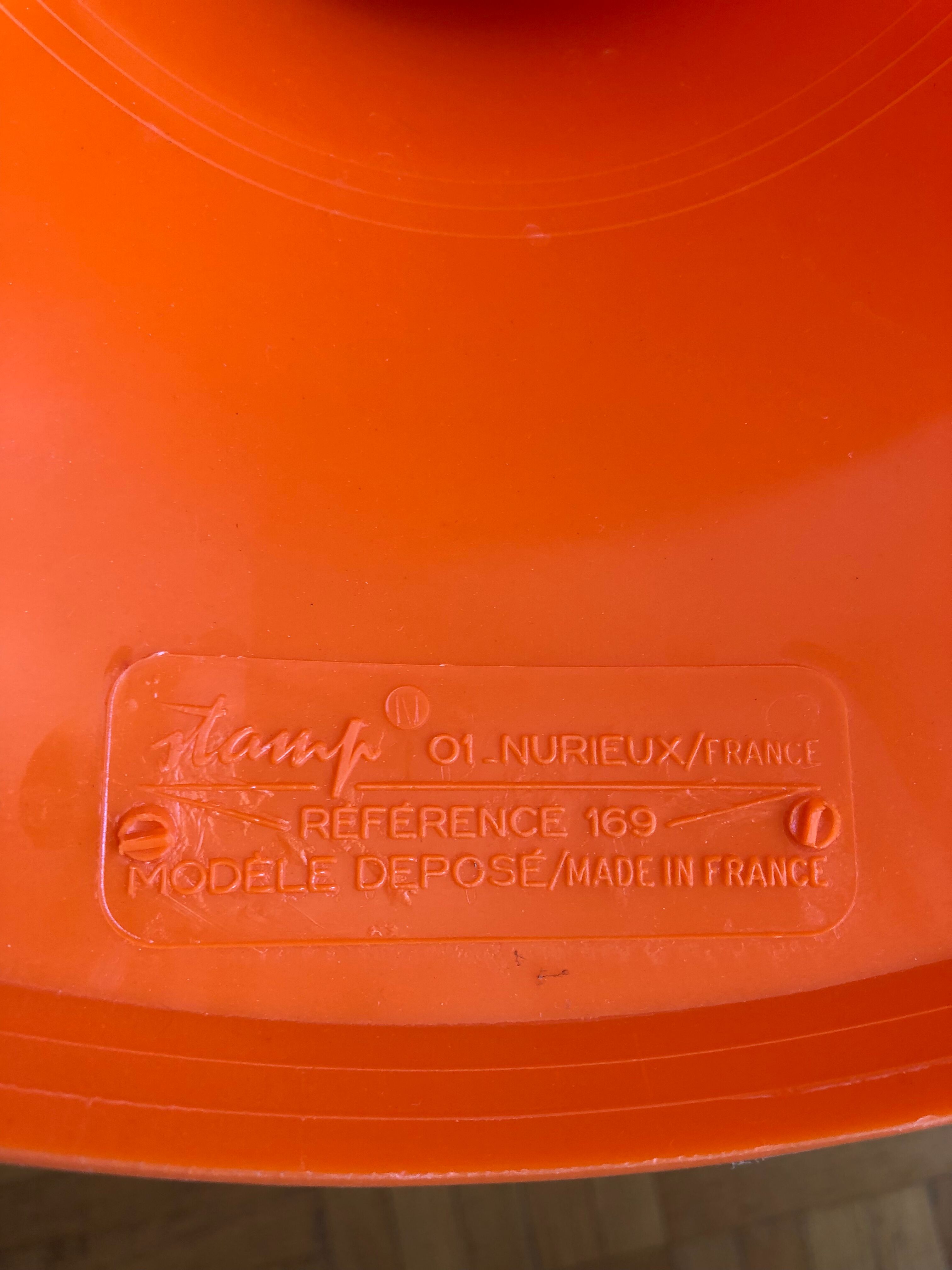 Pedestal table coffee table Stamp tam tam