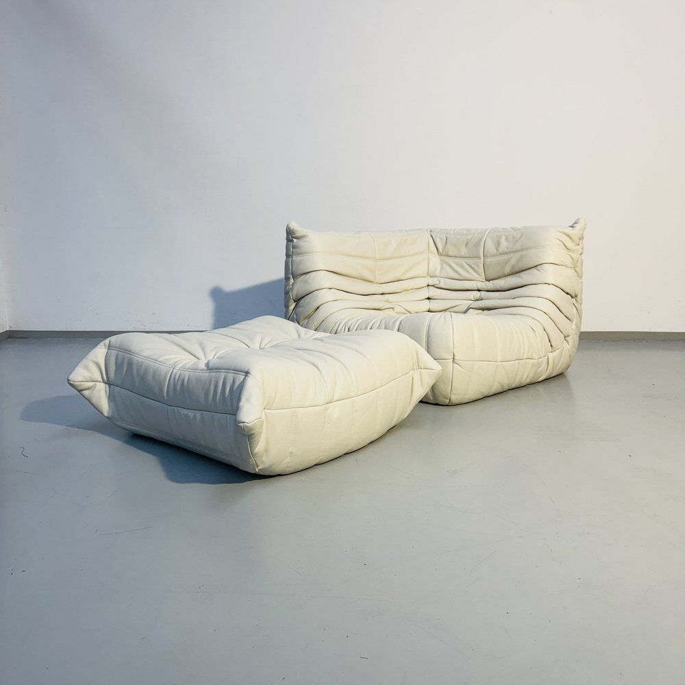Chaise Togo et ottoman pour Ligne Roset, ensemble de 2