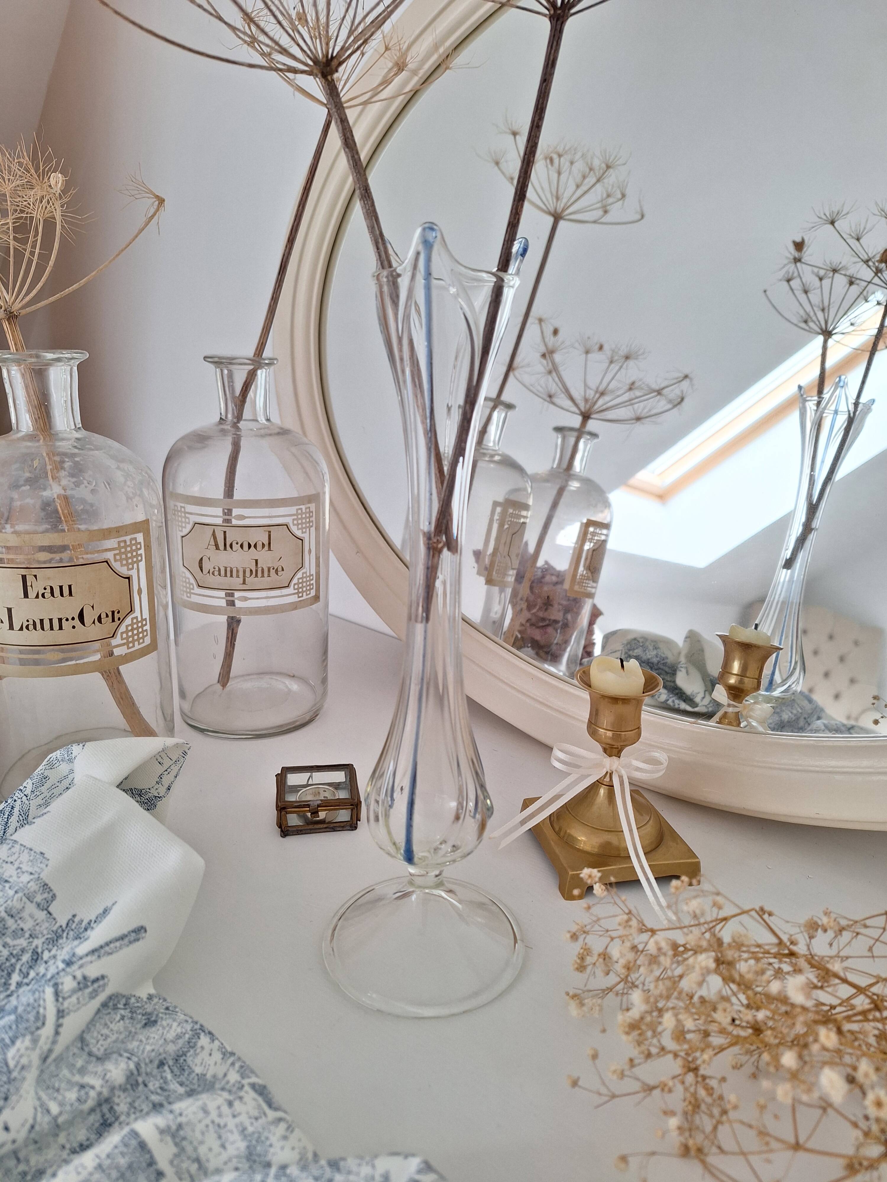 80s blue glass soliflore