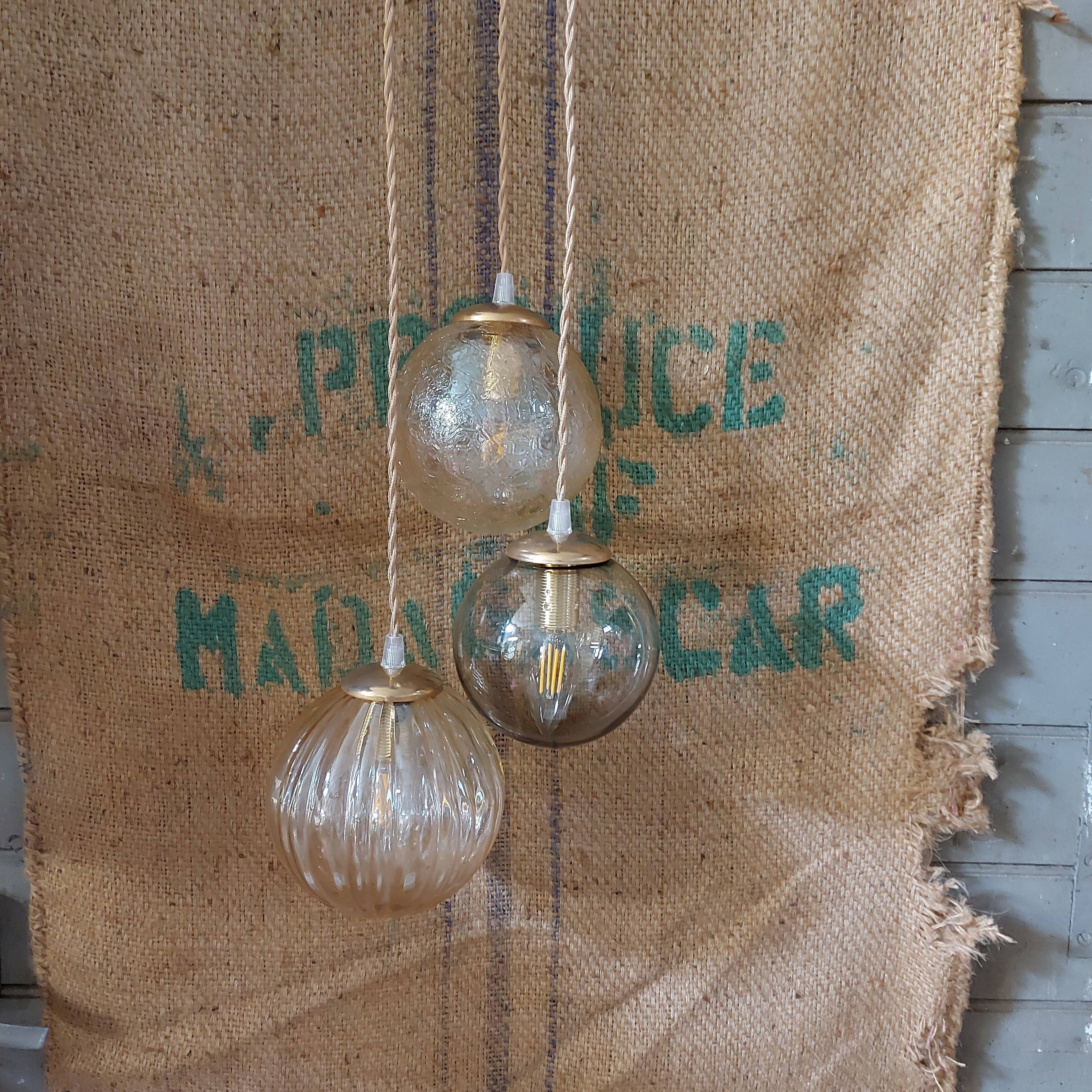 Triple amber suspension