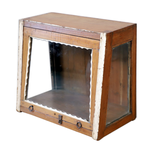 ancienne vitrine Art