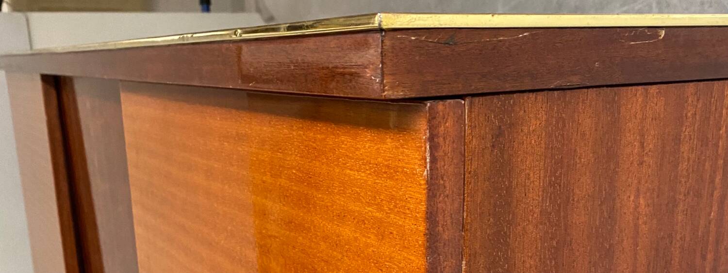 Armoire vintage pieds compas