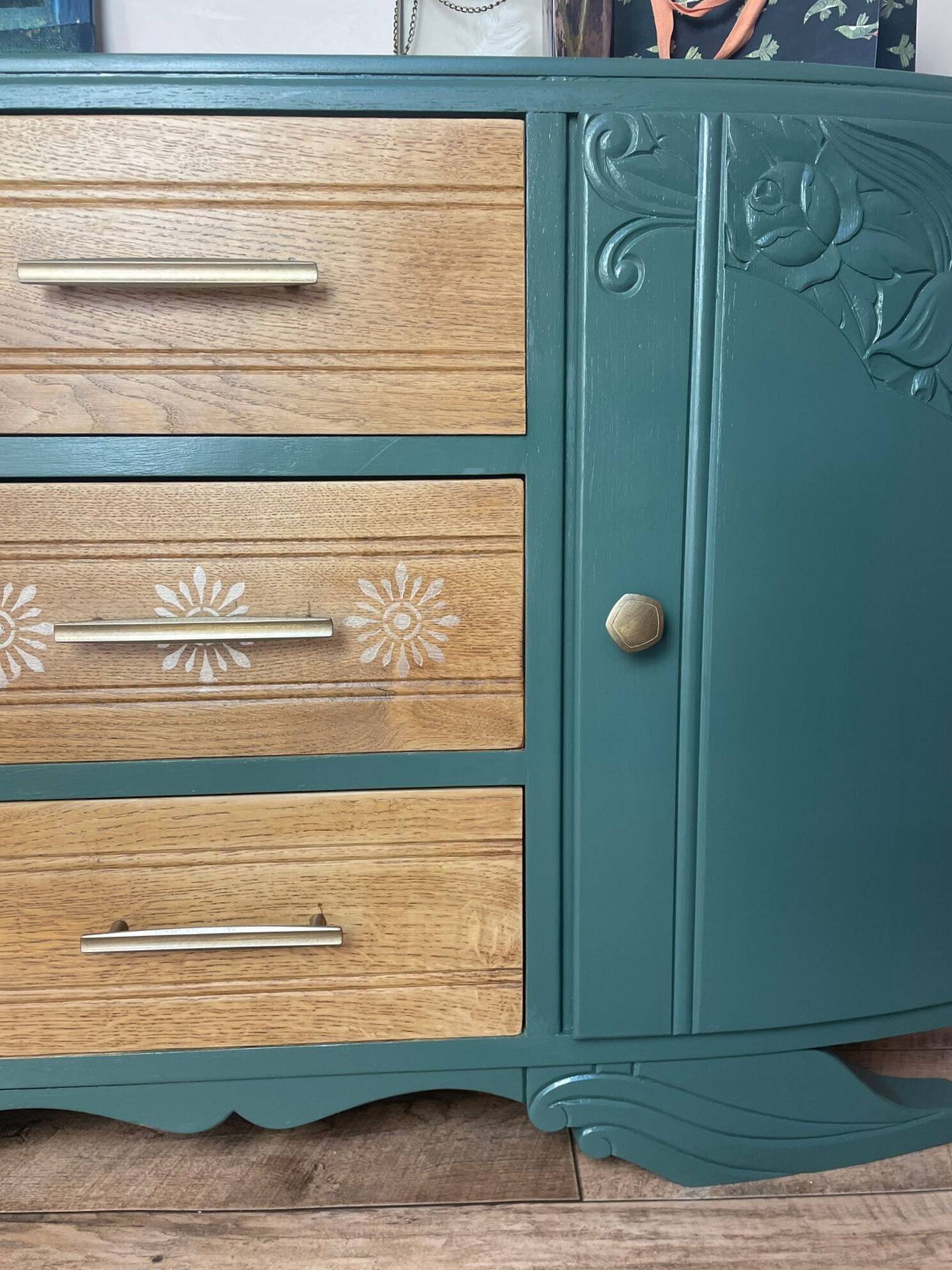 Art Nouveau chest of drawers