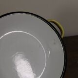 Enamelled sheet metal dish