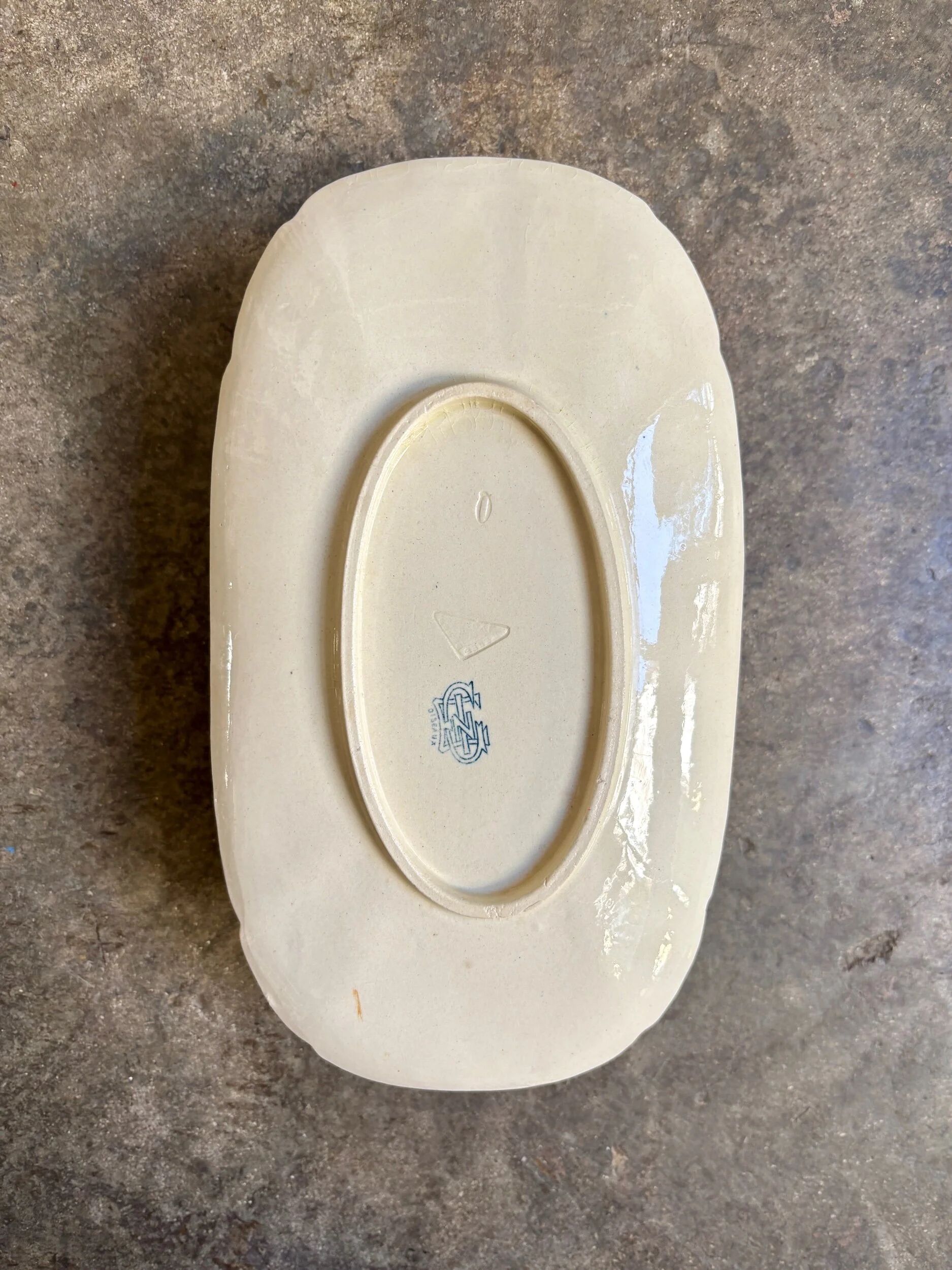 Gien sauceboat in blue ironstone, "Birds" service circa 1870.