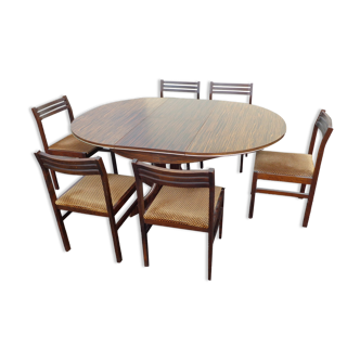 Table ovale et ses 6 chaises