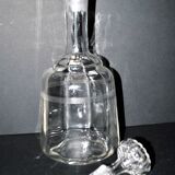 Carafe ancienne en verre soufflé gravé de lignes fines BISTROT 1900