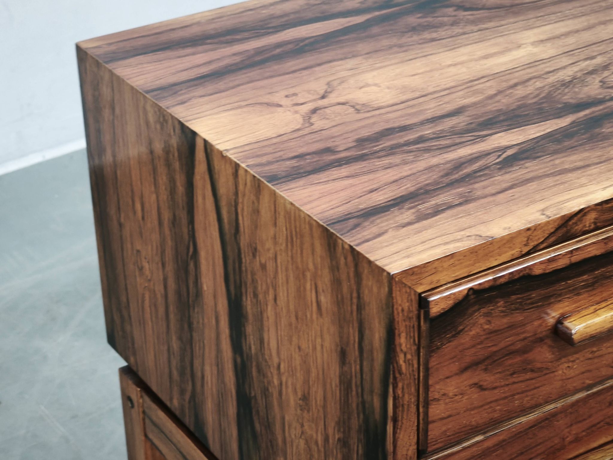 Commode en palissandre danoise de style mid-century modern, années 1960