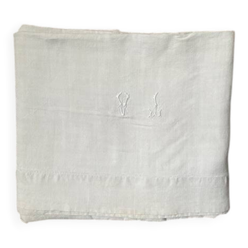 Drap ancien en lin monogramme VI