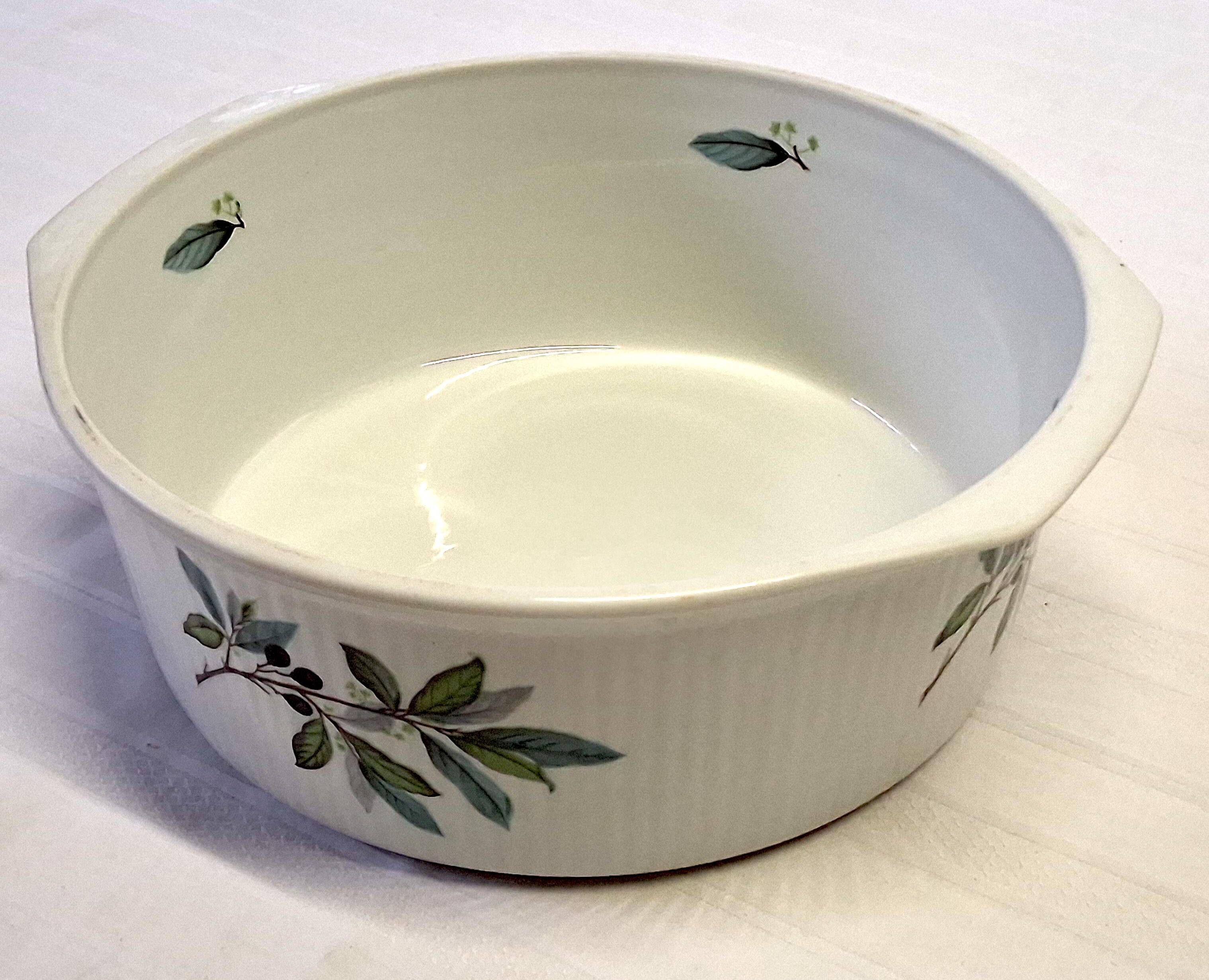 Very pretty Digoin Sarreguemines soufflé dish in very good condition