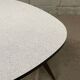 Table triangle