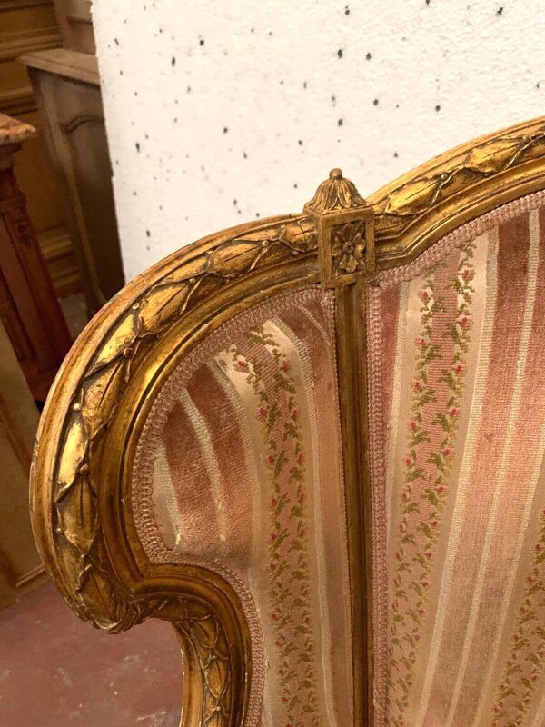 Bergère de style louis xvi en bois doré xx siècle