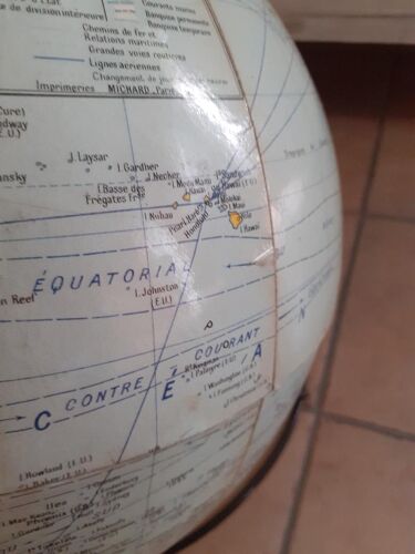 Globe terrestre ancien.
