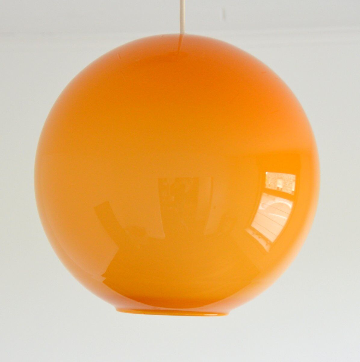 Suspension opaline orange vintage design 1970s