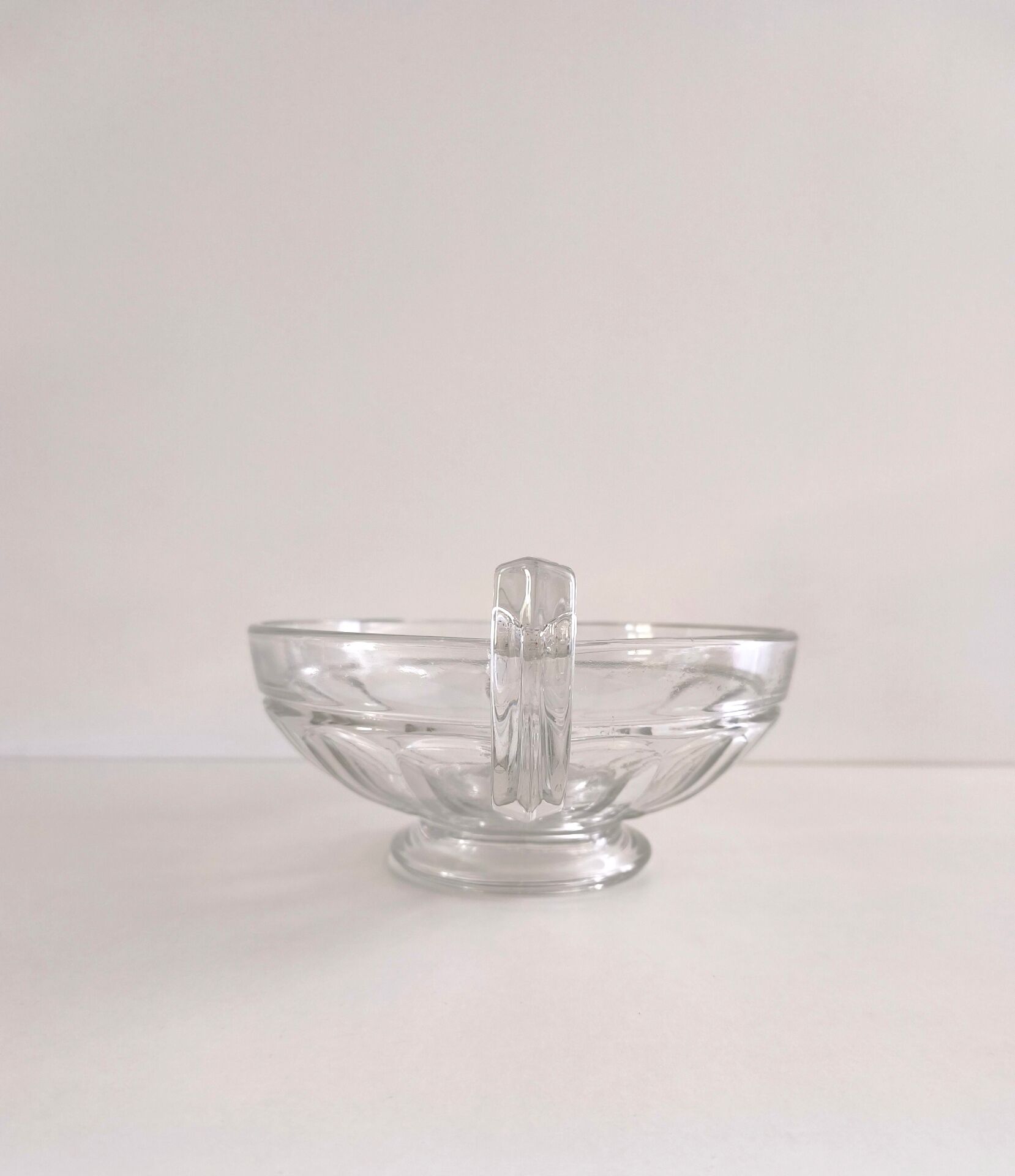 Art Deco cup Val-Saint-Lambert