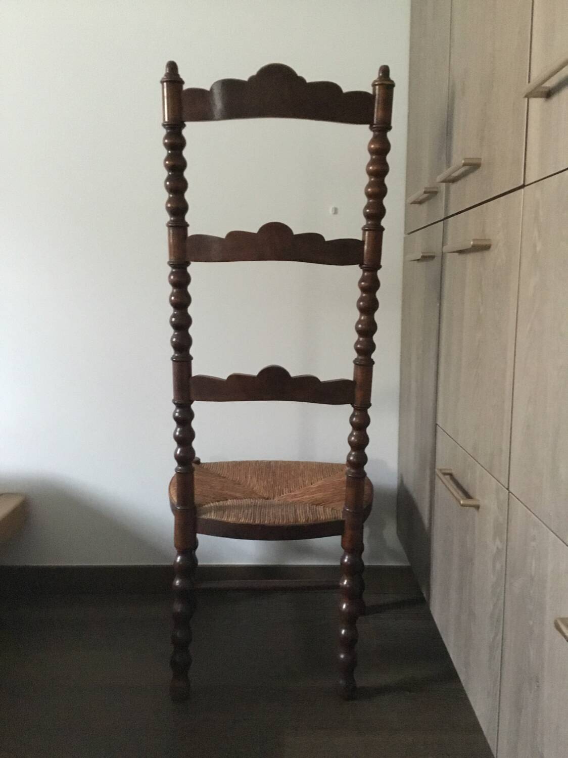 Nursing chair
