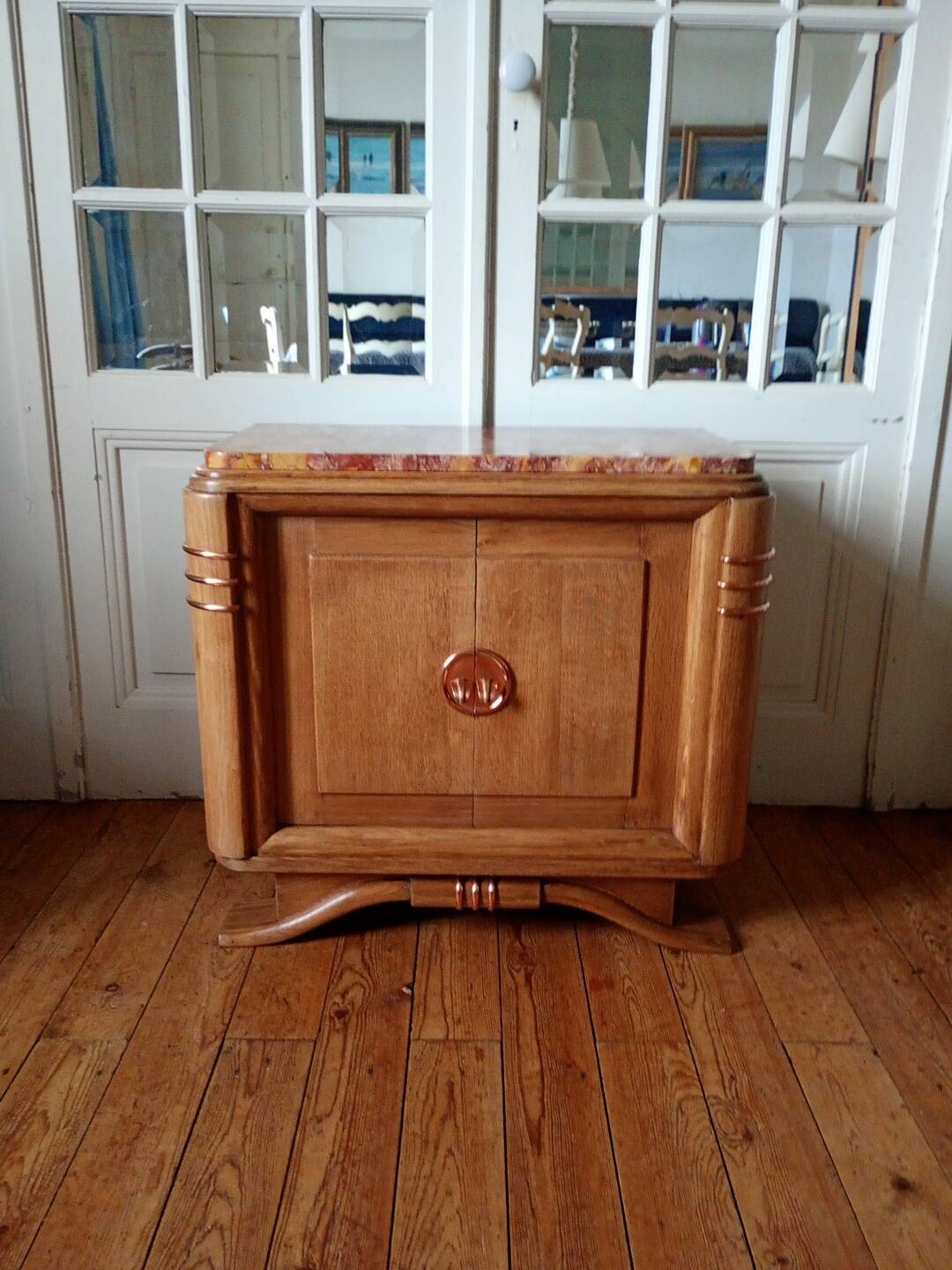 Antique oak chest of drawers