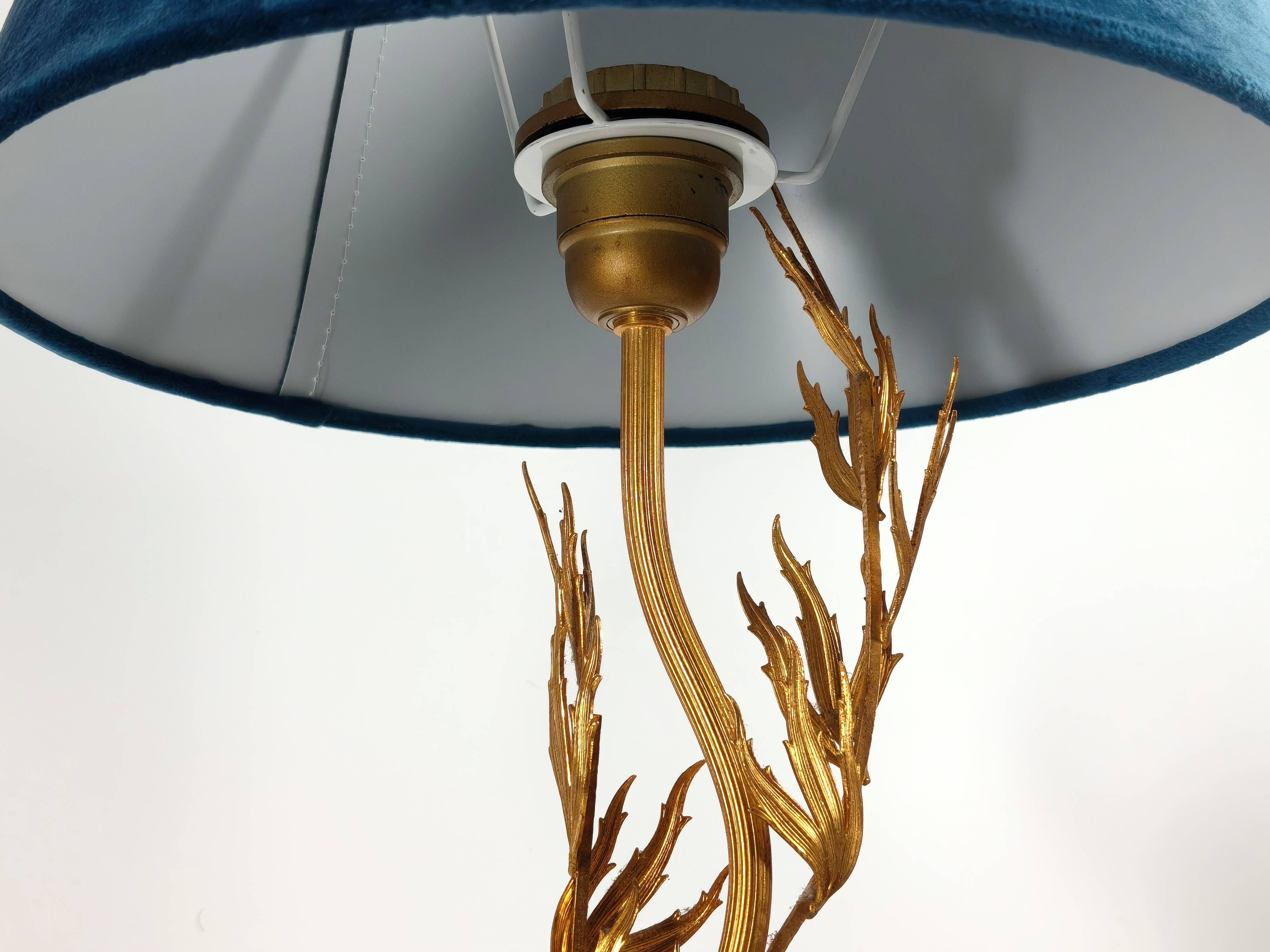 Sculptural lamp in gilded brass and geodes, 1970s
