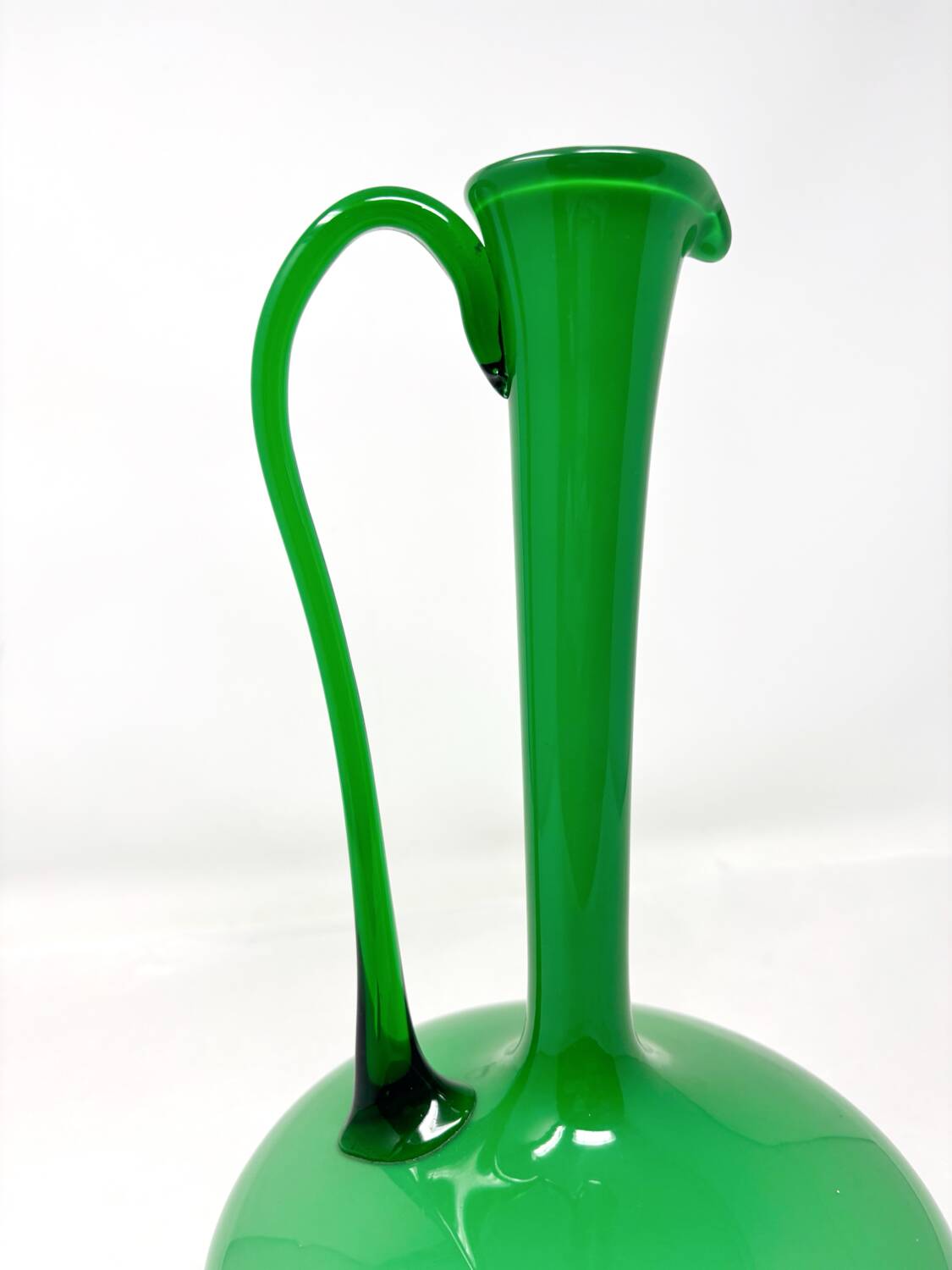 Vase carafe en opaline Empoli vert