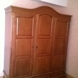 Wardrobe, in solid chestnut, with closet, 3 doors