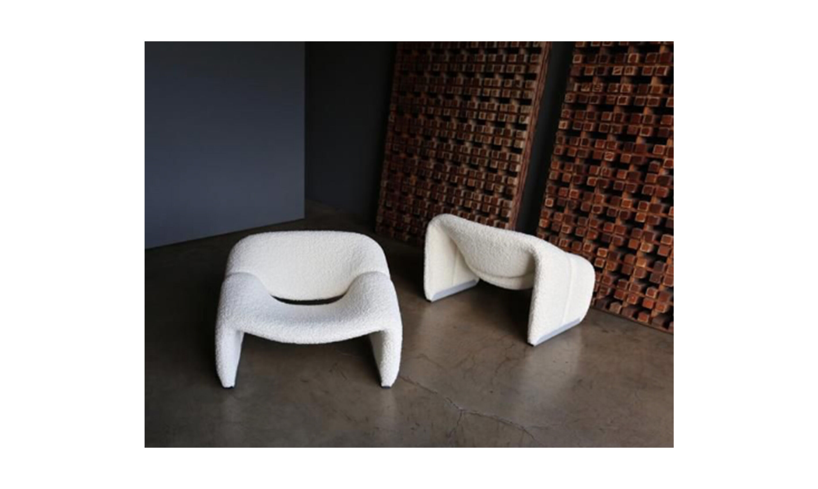 Groovy armchair by Pierre Paulin