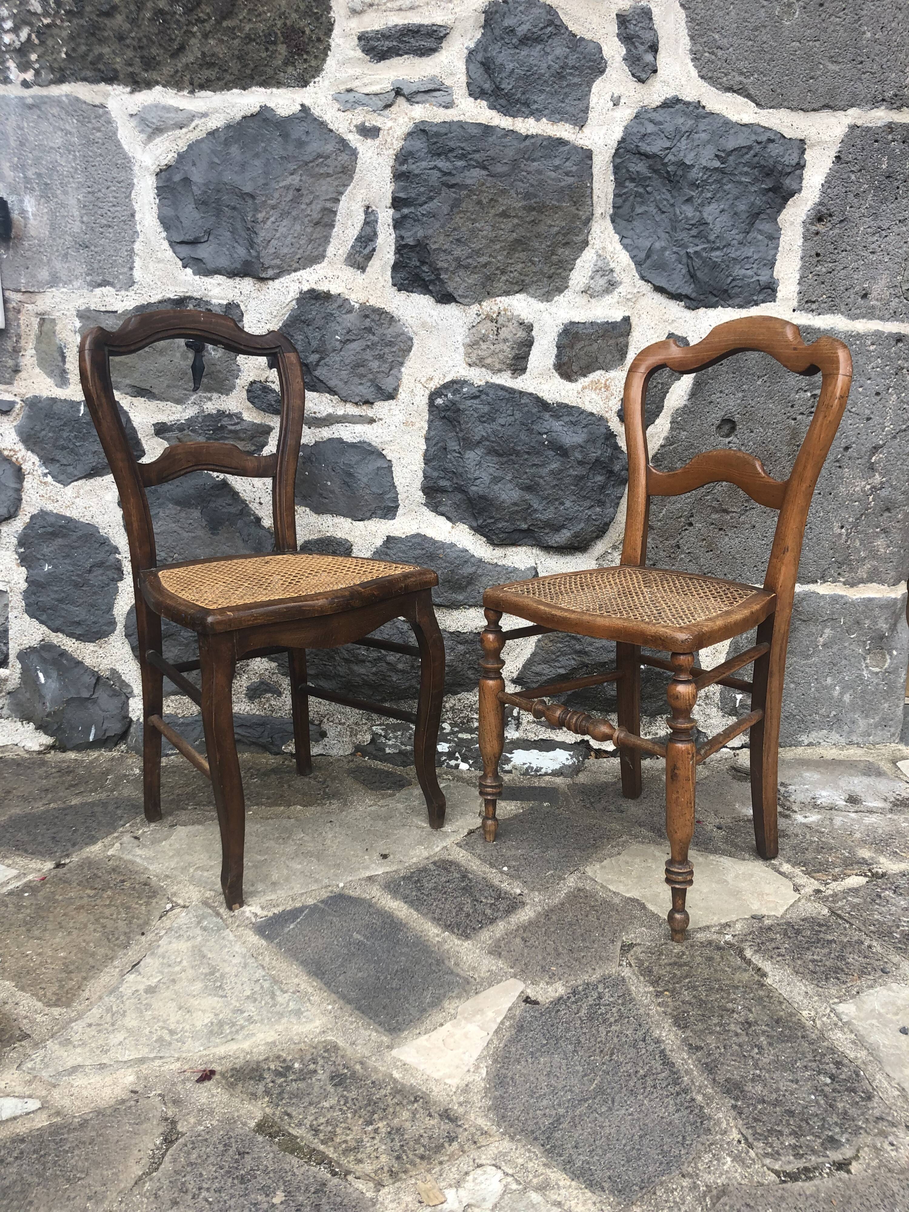 Set of 5 canned bistro chairs