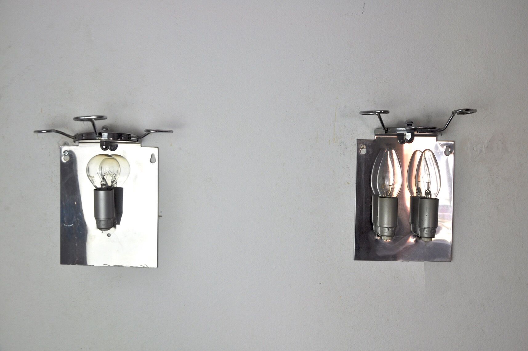 Pair of wall lamps, orange Murano glass, Italy, 1960