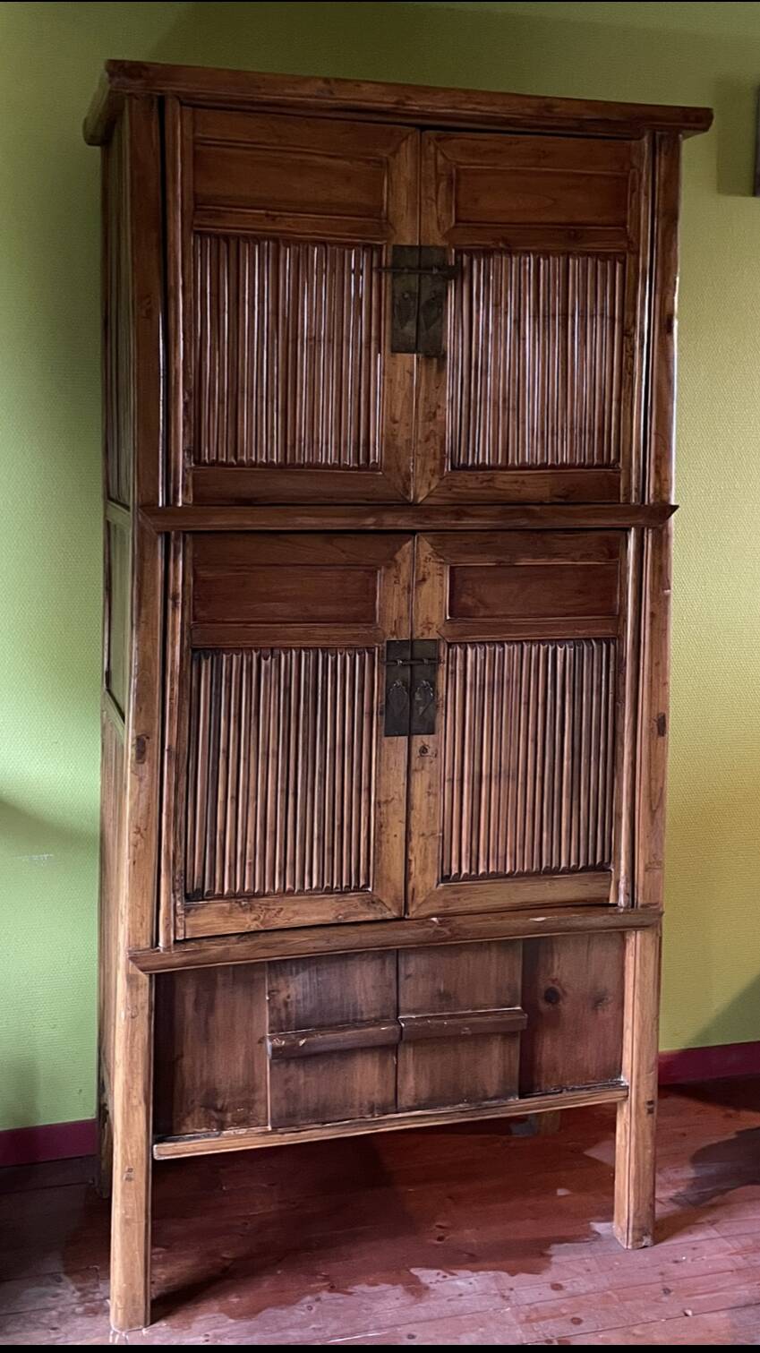 Chinese cabinet made of cypress wood and bamboo