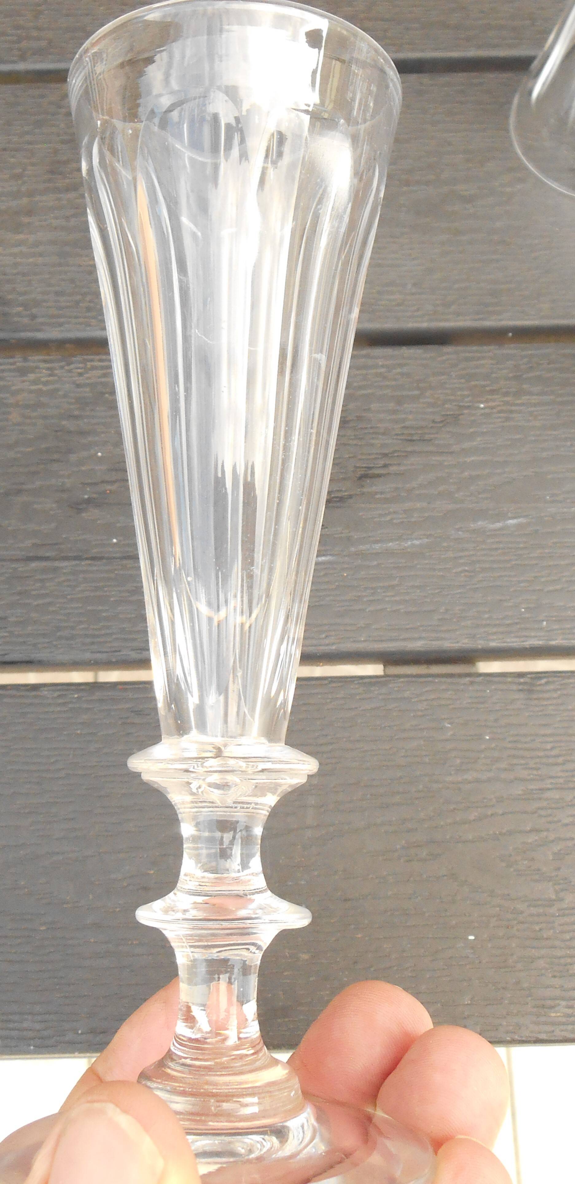 6 Baccarat crystal champagne flutes / Saint Louis / 8 facets