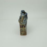 Sandstone vase by Vicente Vigreyos