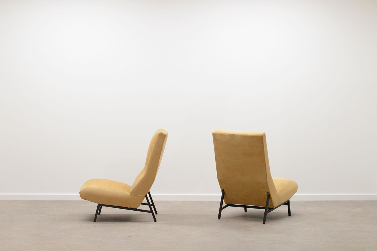 Set of 2 high back lounge chairs, 60s France.