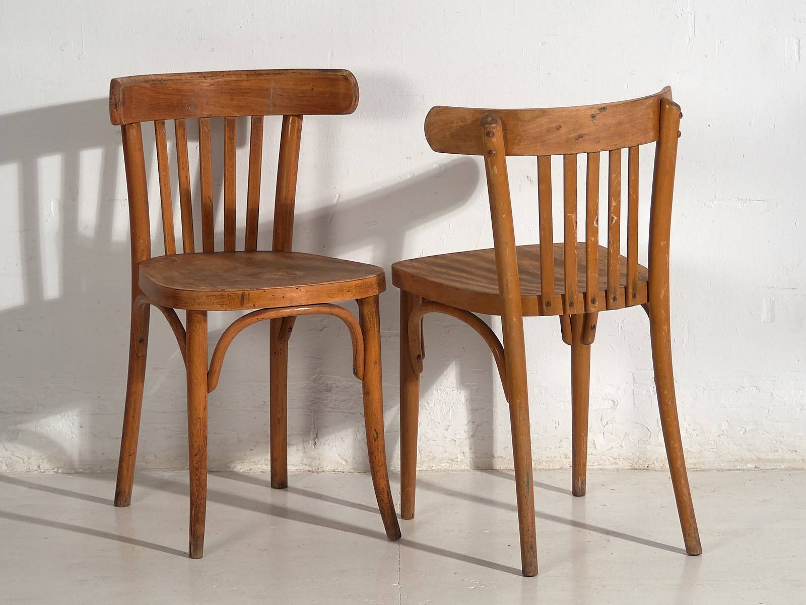 Antique Thonet Bistro Chairs (c.1920). Set of 6 pieces #4