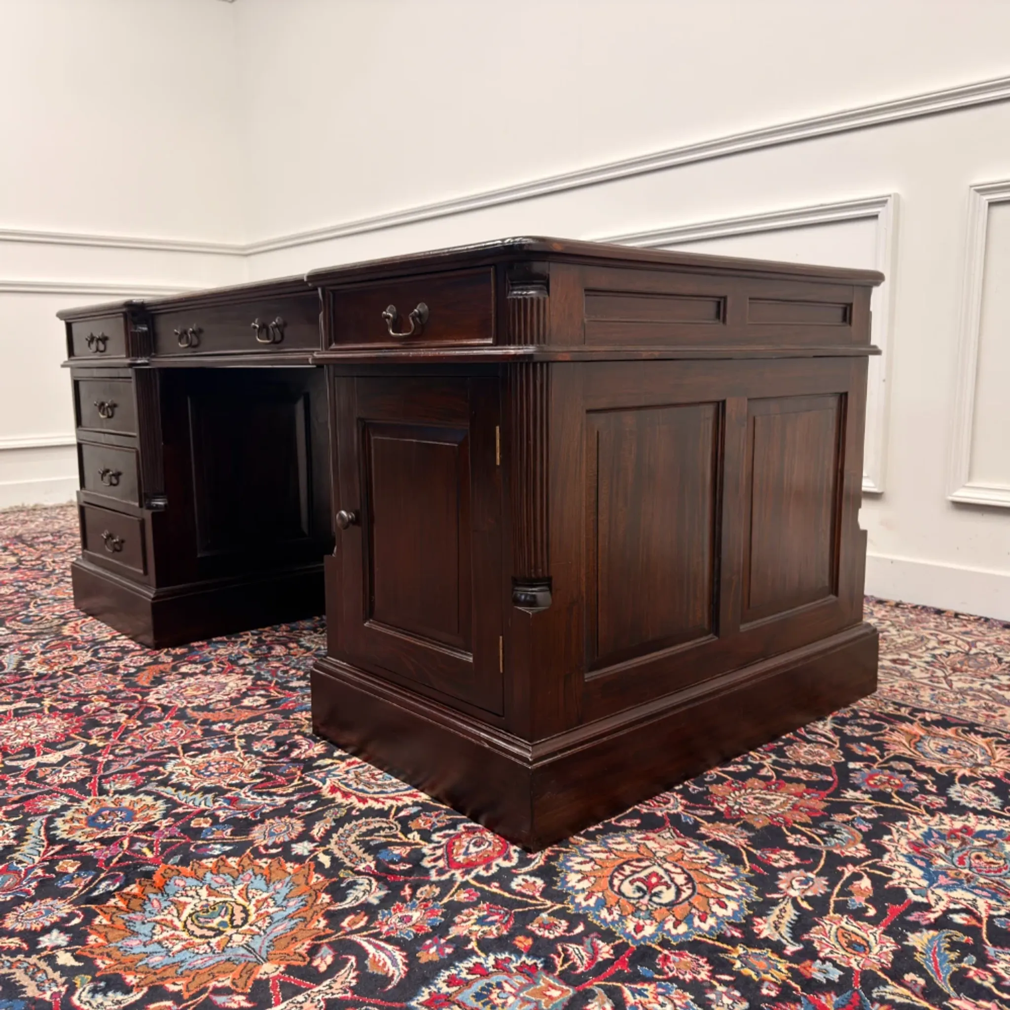 Classic English Partnerdesk Desk in Red Leather
