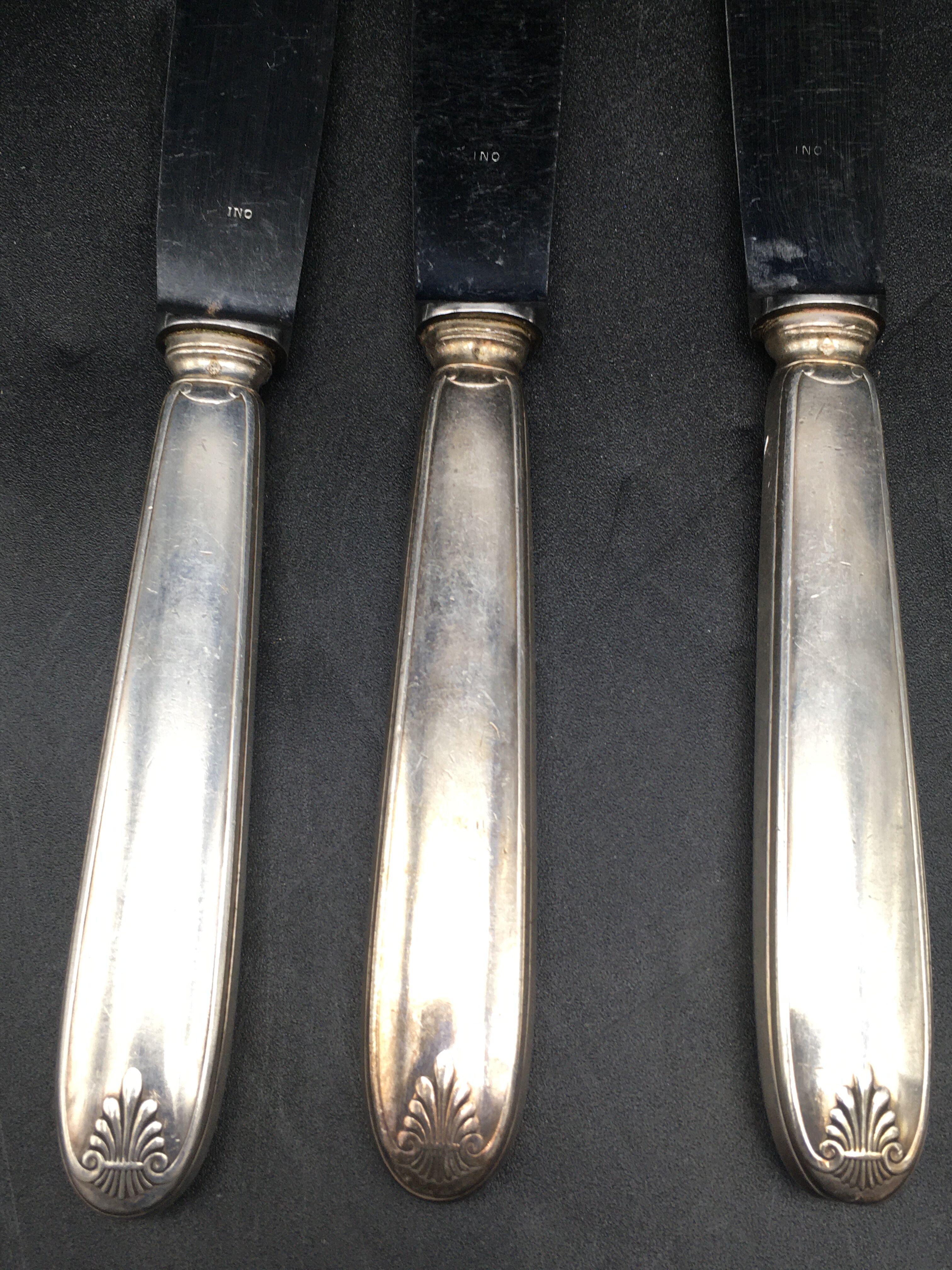 6 table knives in silver metal model coquille
