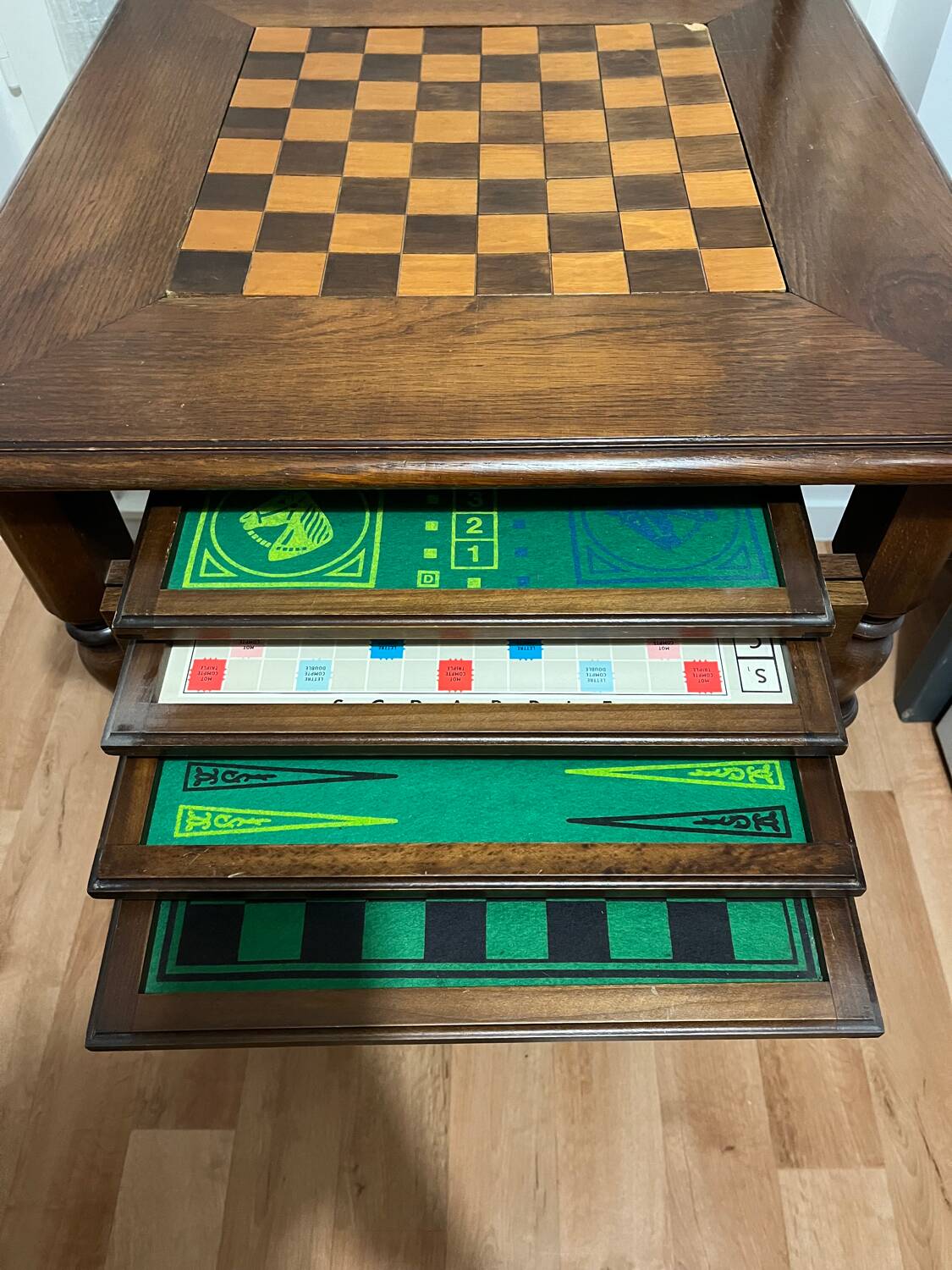 Board game table