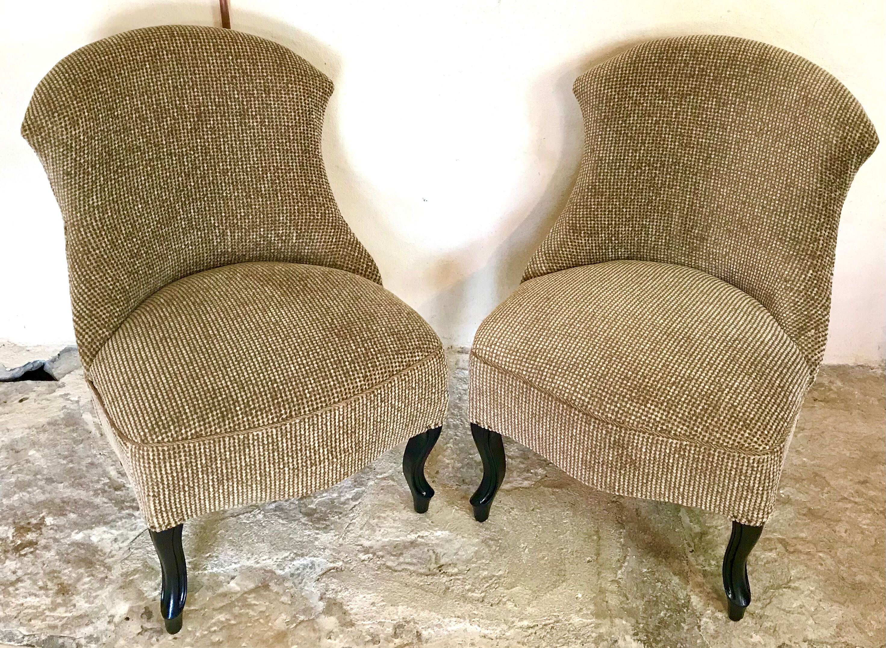 Pair of vintage chairs mid-century toad shape