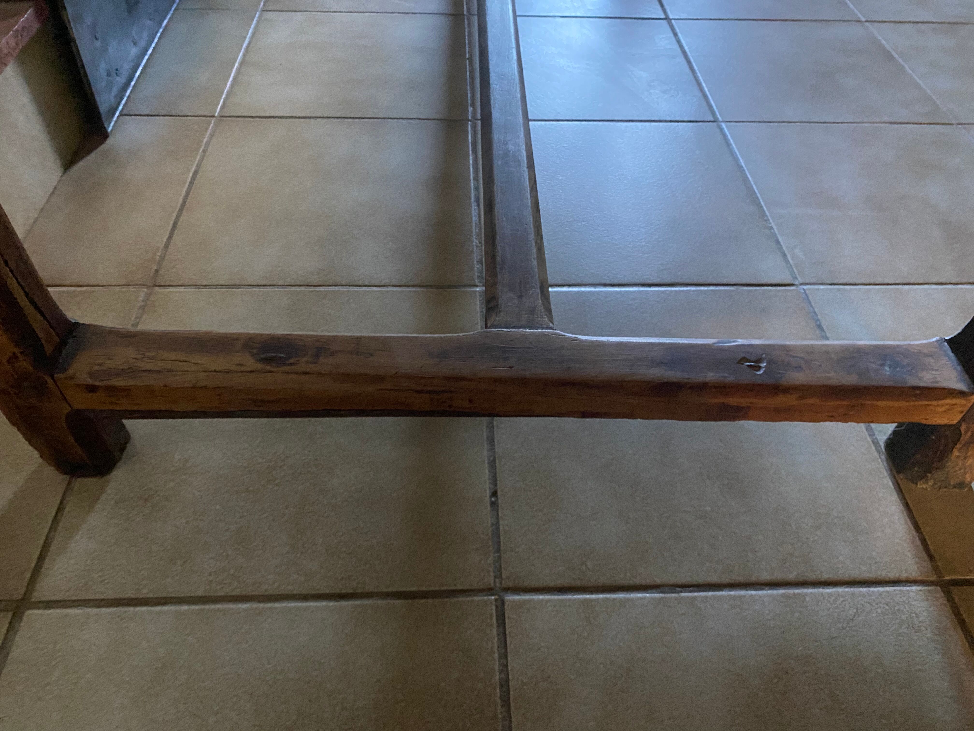 Magnificent farmhouse table in solid wood of the nineteenth century