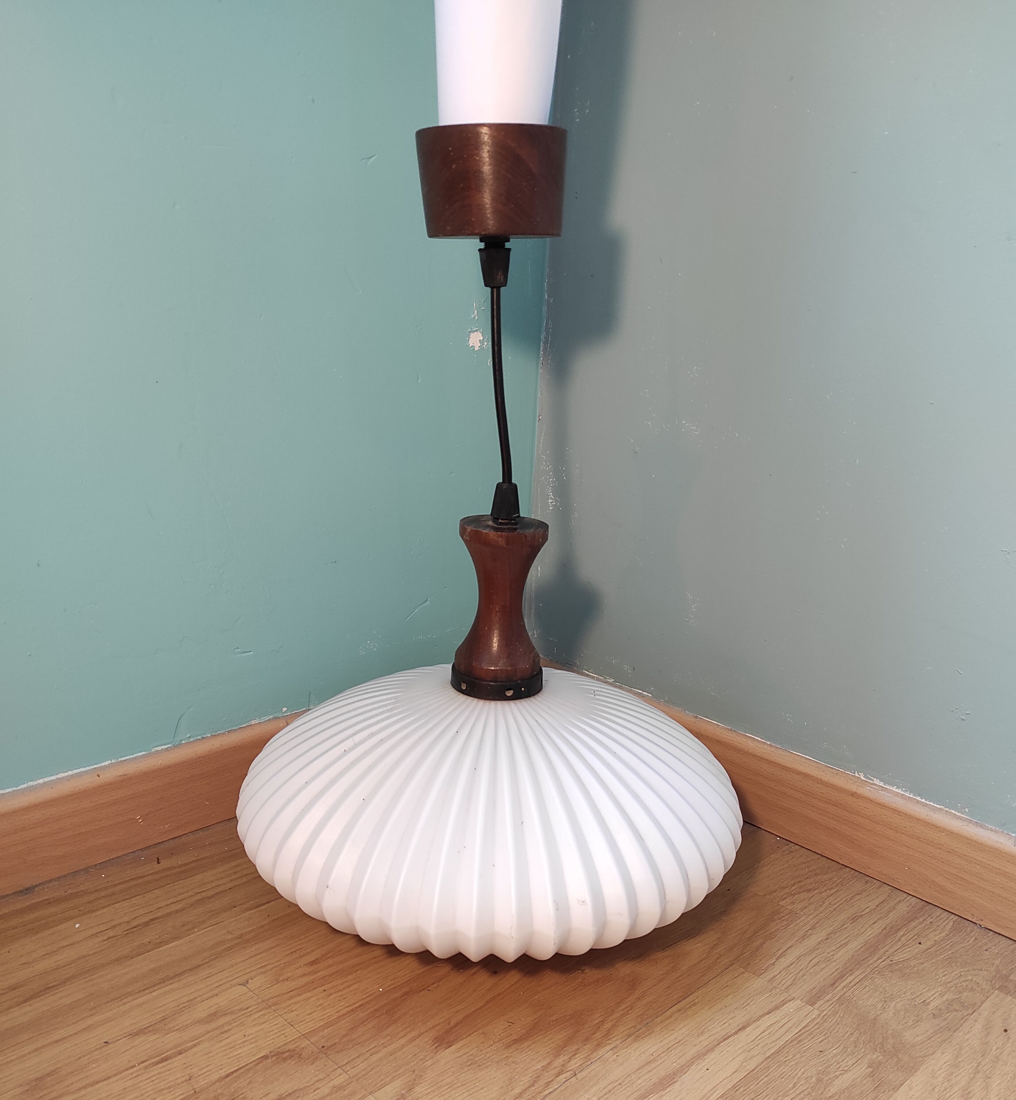 Opaline 50s pendant lamp